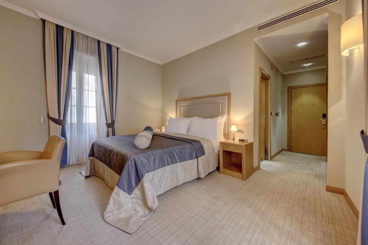 Hotel Vardar Kotor Bagian luar foto