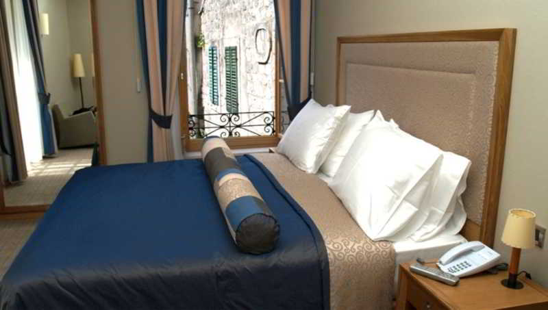 Hotel Vardar Kotor Ruang foto
